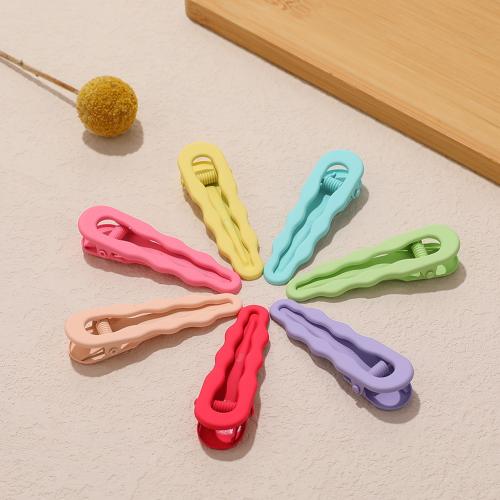 Alligator Hair Clip Zinc Alloy stoving varnish for woman Random Color nickel lead & cadmium free 58mm Approx Sold By Bag