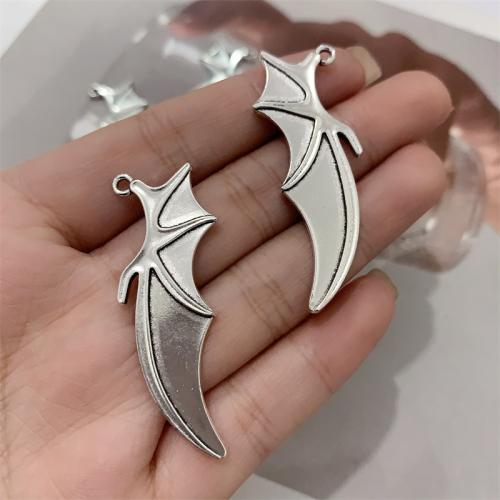 Wing Shaped Zinc Alloy Pendants antique silver color plated DIY Sold By Bag