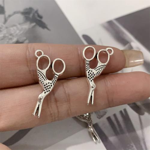 Zinc Alloy Scissors Pendants antique silver color plated DIY Sold By Bag