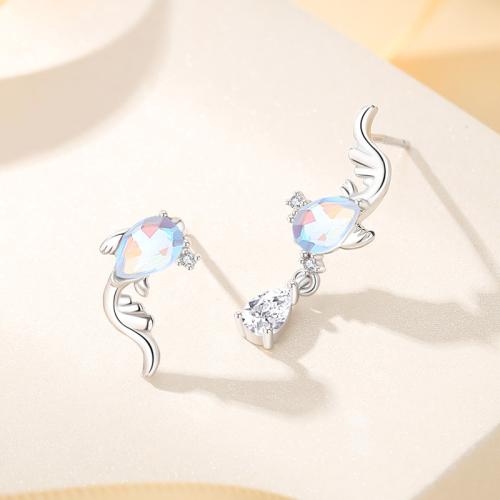 925 sterline d'argento Orecchini asimmetrici, with vetro, Pesce, placcato platino, Micro spianare cubic zirconia & per la donna, short earring size 7.8x13mm, long earring size 7.8x22.2mm, Venduto da coppia