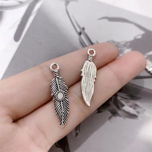 Pendants Sinc Alloy Leaf, dath airgid antique plátáilte, DIY, 8x30mm, 100ríomhairí pearsanta/Mála, Díolta De réir Mála