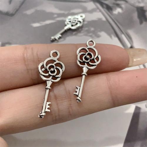 Zinc Alloy Key Pendants antique silver color plated DIY Sold By Bag