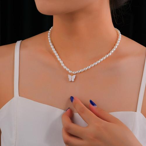 Plastic Pearl Necklace with Acrylic with 7cm extender chain fashion jewelry Length 40 cm Sold By PC