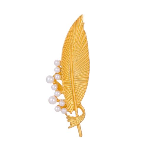 Zinklegering broches, Zinc Alloy, met Plastic Pearl, Blad, plated, mode sieraden & voor vrouw, gouden, Verkocht door PC