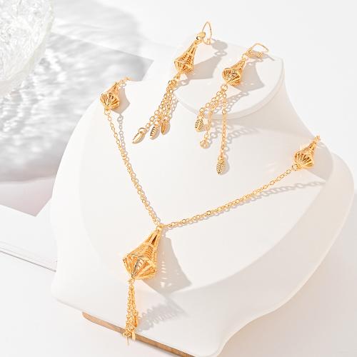 Brass Jewelry Set Stud Earring & necklace plated for woman gold Sold By Set