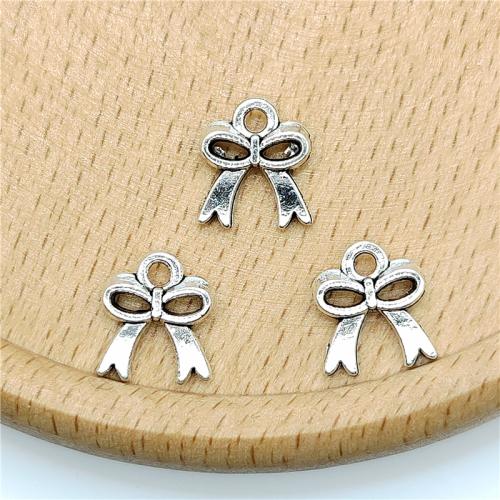 Sinc Alloy Bowknot Pendants, dath airgid antique plátáilte, DIY, 10x11mm, 100ríomhairí pearsanta/Mála, Díolta De réir Mála