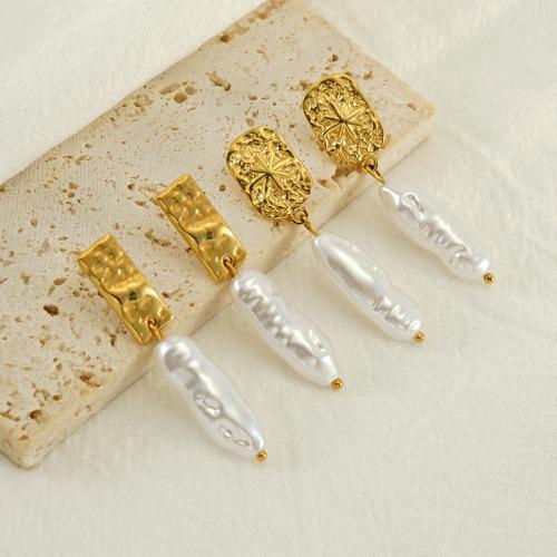 Acero inoxidable gota pendiente, acero inoxidable 304, con Perlas plásticas, 18K chapado en oro, Joyería & diferentes estilos para la opción & para mujer, dorado, Vendido por Par