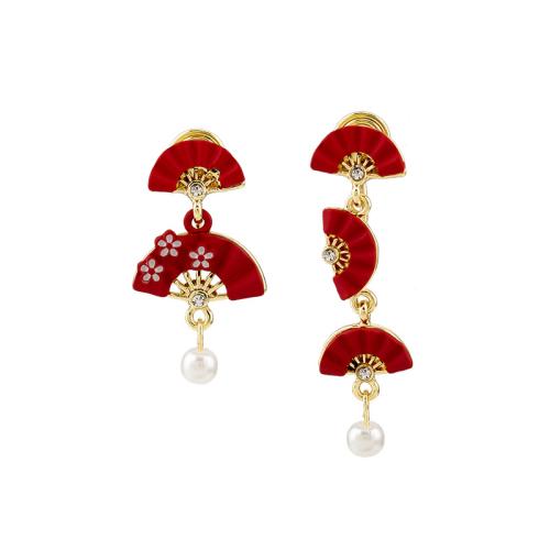 Zinc Alloy Stud Earring with Plastic Pearl stoving varnish & for woman golden Sold By Pair