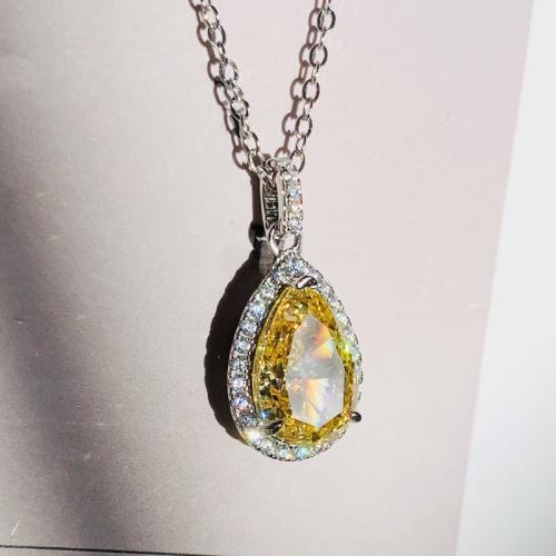 Cubic Zircon Micro Pave Brass Necklace Teardrop fashion jewelry & micro pave cubic zirconia & for woman Sold Per Approx 45 cm Strand