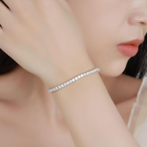 925 Sterling Silver Bracelet with Moissanite Unisex Sold By PC