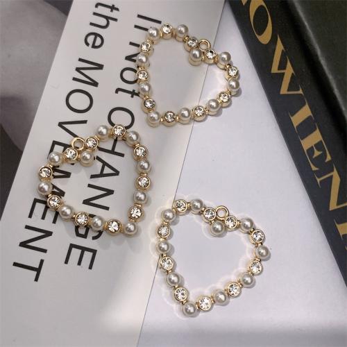 Zinc Alloy Heart Pendants with Plastic Pearl gold color plated DIY & with rhinestone Sold By Bag