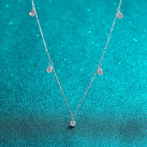 Argent sterling 925 collier, avec Moissanite, pour femme, Longueur Environ 18 pouce, Vendu par PC