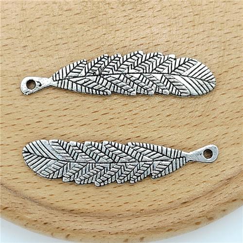 Pendentifs de Feather alliage zinc, alliage de zinc, forme de plume, Plaqué de couleur d'argent, DIY, 8x40mm, 100PC/sac, Vendu par sac