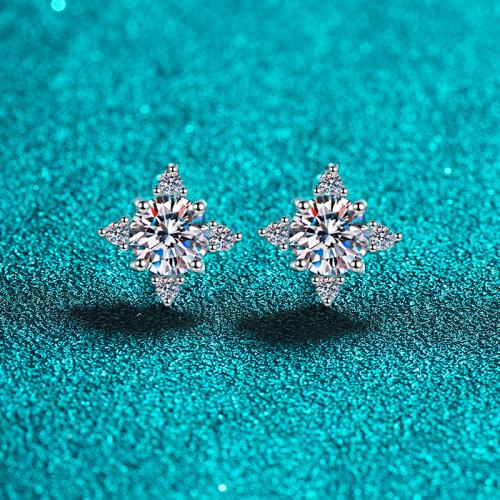 925 Sterling Silver Stud Earring Four Leaf Clover & for woman Sold By Pair