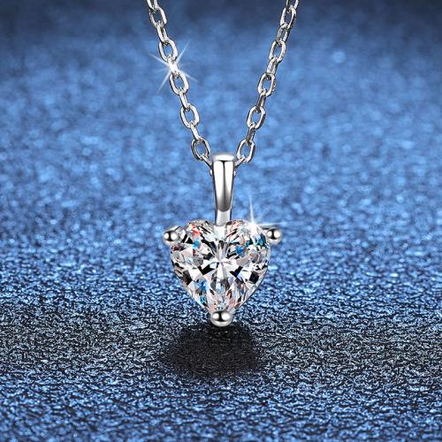 925 sterline d'argento collana, with Moissanite, with 2inch extender chain, Cuore, per la donna, Lunghezza Appross. 15.7 pollice, Venduto da PC