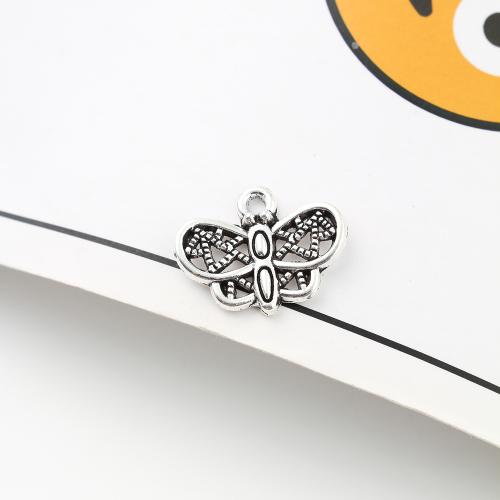 Zinc Alloy Animal Pendants Butterfly antique silver color plated DIY Sold By KG