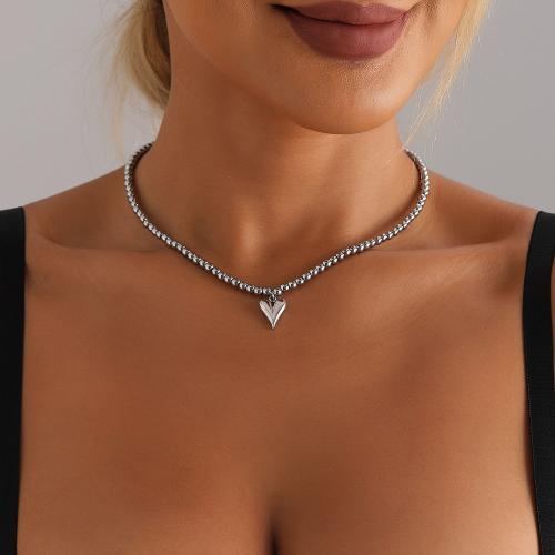 lega in zinco collana, with Titantium acciaio, with 2.7inch extender chain, Cuore, gioielli di moda & per la donna, Lunghezza Appross. 16.1 pollice, Venduto da PC