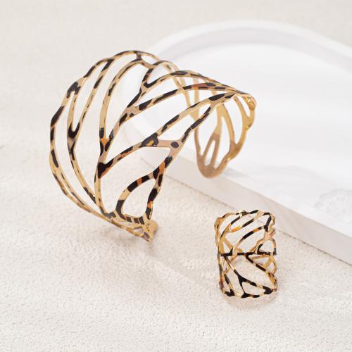 Zinc Alloy Jewelry Sets cuff bangle & finger ring plated for woman gold Sold By Set