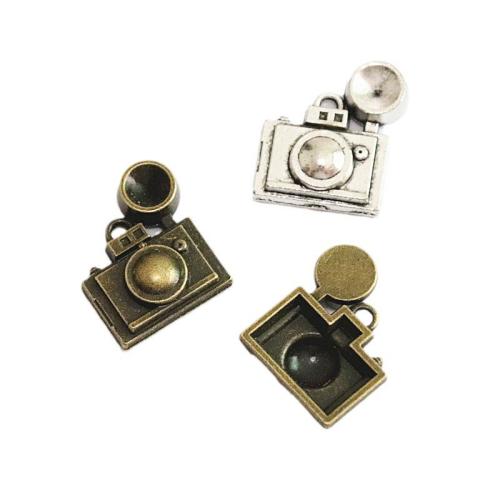 Zinc Alloy Pendants Camera plated DIY Sold By Bag