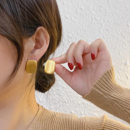 Brass Stud Earring plated for woman 18mm Sold By Pair