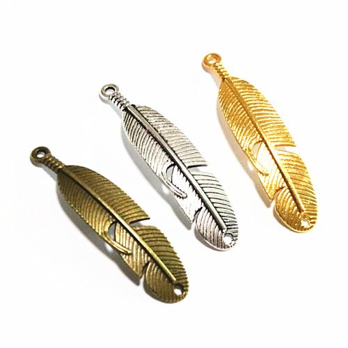 Zink legering Feather Pendler, Zinc Alloy, forgyldt, du kan DIY, flere farver til valg, 45.50x10.90mm, 60pc'er/Bag, Solgt af Bag