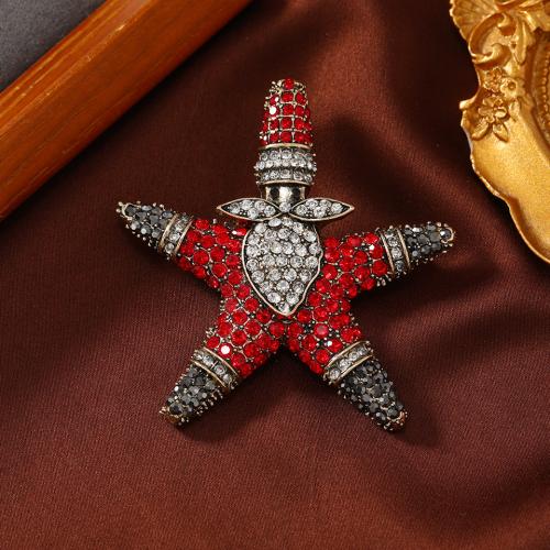 Zinc Alloy Brooches Santa Claus Christmas Design & Unisex & with rhinestone Sold By PC