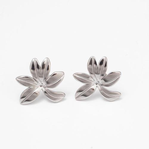 Stainless Steel Stud Earrings 304 Stainless Steel Flower Vacuum Ion Plating fashion jewelry & for woman Sold By Pair