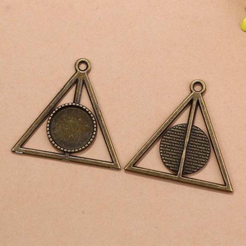 Zinc Alloy Pendant Cabochon Setting Triangle antique bronze color plated DIY 16mm Sold By Bag