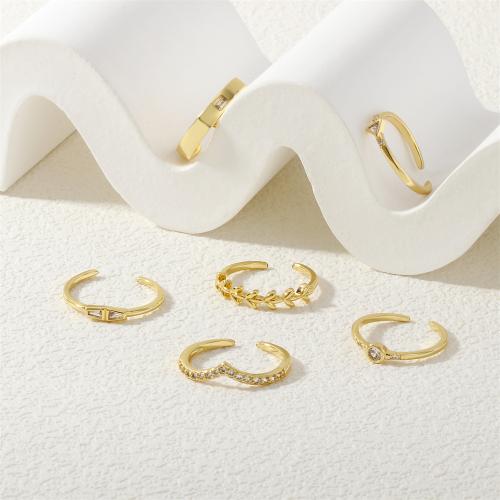 Kubieke zirconia messing ringen, met Cubic Zirconia, gold plated, Verstelbare & mode sieraden & voor vrouw, meer kleuren voor de keuze, nikkel, lood en cadmium vrij, Binnendiameter:Ca 17mm, Verkocht door PC