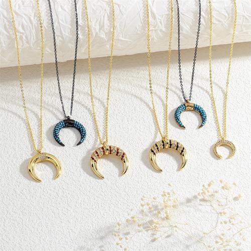 Collier en laiton cubique Zircon Micro Pave, lune, Placage, bijoux de mode & normes différentes pour le choix & pavé de micro zircon & pour femme, plus de couleurs à choisir, protéger l'environnement, sans nickel, plomb et cadmium, Longueur Environ 35-45 cm, Vendu par PC