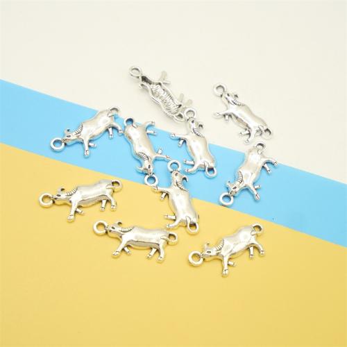 Pendentifs animaux en alliage de zinc, bœuf, Plaqué de couleur d'argent, DIY, 10x23x3mm, 100PC/sac, Vendu par sac