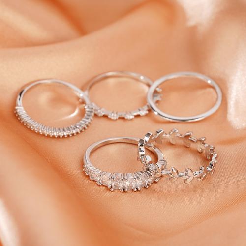 Fashion Brass Ring Sæt, Messing, 5 stykker & forskellig størrelse for valg & Micro Pave cubic zirconia & for kvinde, flere farver til valg, Solgt af sæt