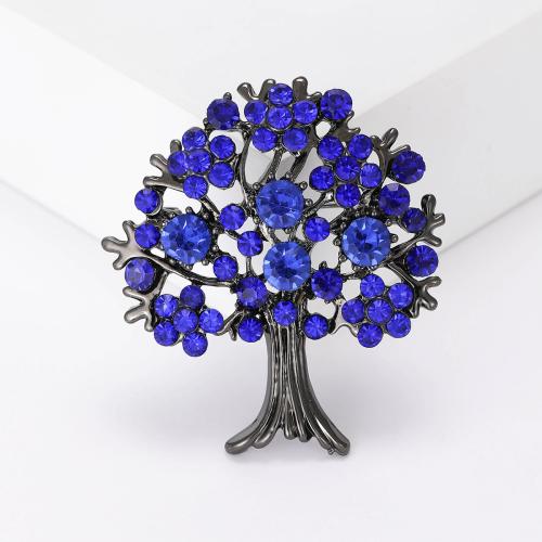 Zinc Alloy Brocher, Tree, mode smykker & for kvinde & med rhinestone, flere farver til valg, 47x42mm, Solgt af PC