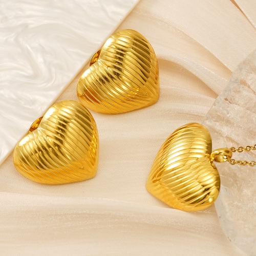 Fashion Stainless Steel Jewelry Sets Stud Earring & necklace 304 Stainless Steel Heart 18K gold plated 2 pieces & fashion jewelry & for woman golden Sold By Set