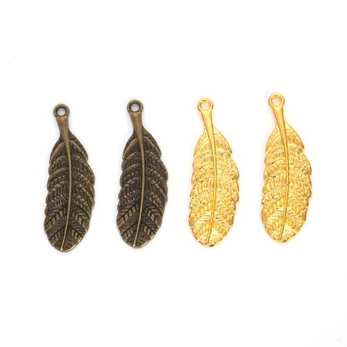 Zink legering Feather Pendler, Zinc Alloy, forgyldt, du kan DIY, flere farver til valg, 34x11mm, 100pc'er/Bag, Solgt af Bag