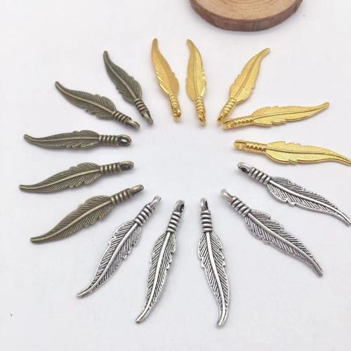 Zink legering Feather Pendler, Zinc Alloy, forgyldt, du kan DIY, flere farver til valg, 32x7x4mm, 100pc'er/Bag, Solgt af Bag