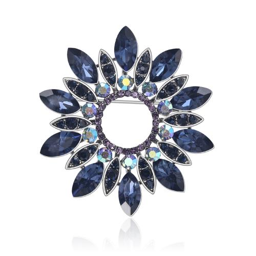 Zinc Alloy Brooches for woman & with rhinestone Sold By PC