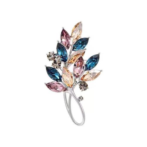 Zinc Alloy Brooches with Crystal for woman & with rhinestone Sold By PC