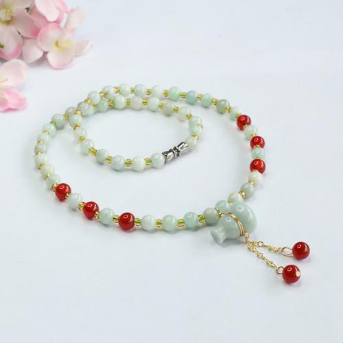 jade collier, avec agate rouge, calebasse, style folk & unisexe, beads length 5mm, Longueur Environ 20 pouce, Vendu par PC