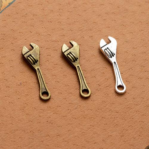 Zinc Alloy Tool Pendler, Wrench, forgyldt, du kan DIY, flere farver til valg, nikkel, bly & cadmium fri, 24x7mm, 100pc'er/Bag, Solgt af Bag