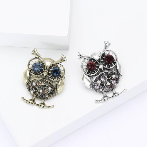 Zinc Alloy Brocher, Owl, forgyldt, for kvinde & med rhinestone, flere farver til valg, nikkel, bly & cadmium fri, Solgt af PC