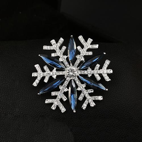 Broches de Noël, alliage de zinc, avec cristal, flocon de neige, Conception de Noël & pour femme, plus de couleurs à choisir, 39x39mm, Vendu par PC