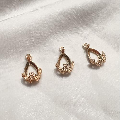 Zinc Alloy Pendants plated DIY golden Sold By PC