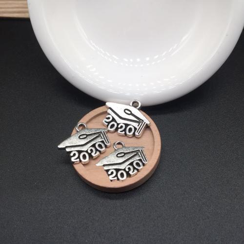 Sinc Alloy Hat Pendants, dath airgid antique plátáilte, DIY, 15x17.50mm, 100ríomhairí pearsanta/Mála, Díolta De réir Mála