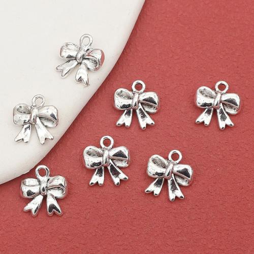 Ciondoli Bowknot in lega di zinco, lega in zinco, Nodo di Cravatta, placcato argento antico, DIY, assenza di nichel,piombo&cadmio, 13.50x13mm, 100PC/borsa, Venduto da borsa