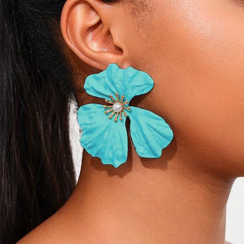 Zinc Alloy Stud Earring petals plated for woman Sold By Pair