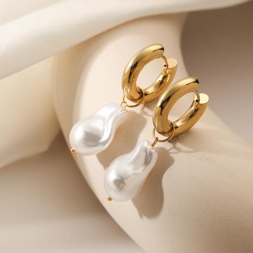 Huggie hoepel Drop Earrings, 304 roestvrij staal, met Plastic Pearl, gold plated, voor vrouw, wit, Verkocht door PC