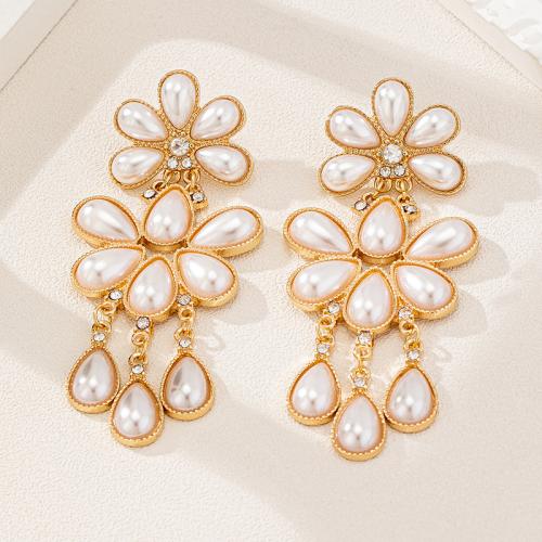 Lo zinco in lega Stud Earring, lega in zinco, with perla in plastica, placcato, Micro spianare cubic zirconia & per la donna, oro, Venduto da coppia