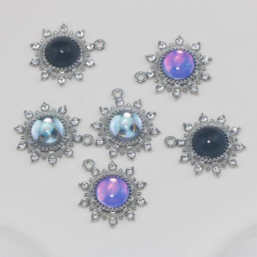 Sinc Alloy Rhinestone Pendants, dath airgid antique plátáilte, DIY & le rhinestone, dathanna níos mó le haghaidh rogha, nicil, luaidhe & caidmiam saor in aisce, 20x26x5.50mm, Díolta De réir PC