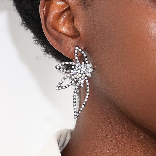 Boucle d'oreille dormeuse en alliage de zinc, Placage, pavé de micro zircon & pour femme, plus de couleurs à choisir, Vendu par paire